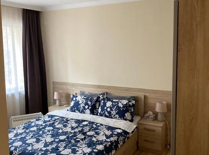 Luxury Family Апартамент